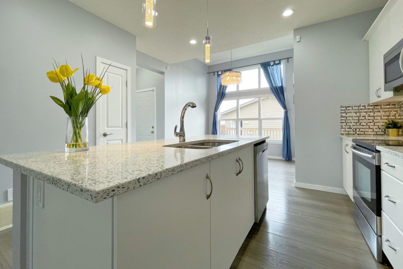 Alberta Affordable Financing house- renovation Secord 2 story Alberta Affordable Financing house- renovation Secord 2 story